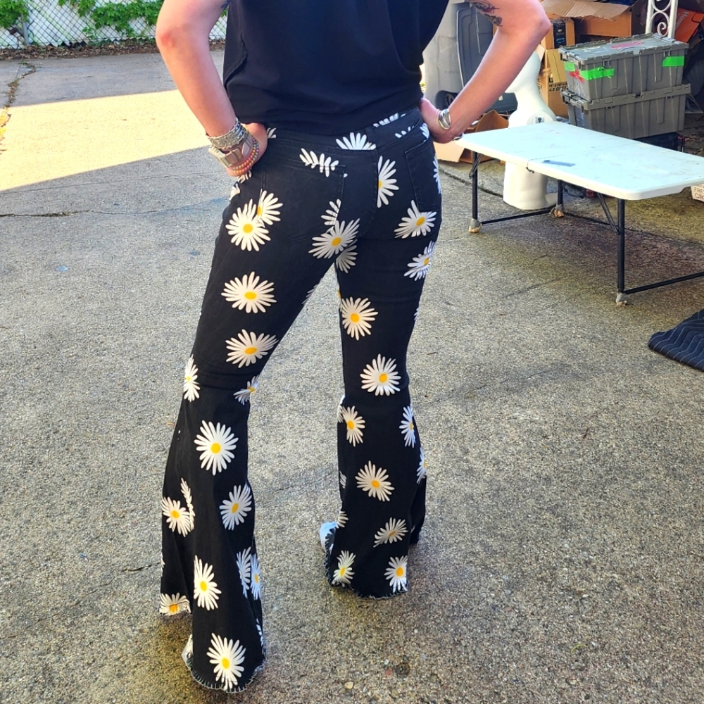 *One-of-a-kind* 4-way Stretch Bell-bottom Jeans